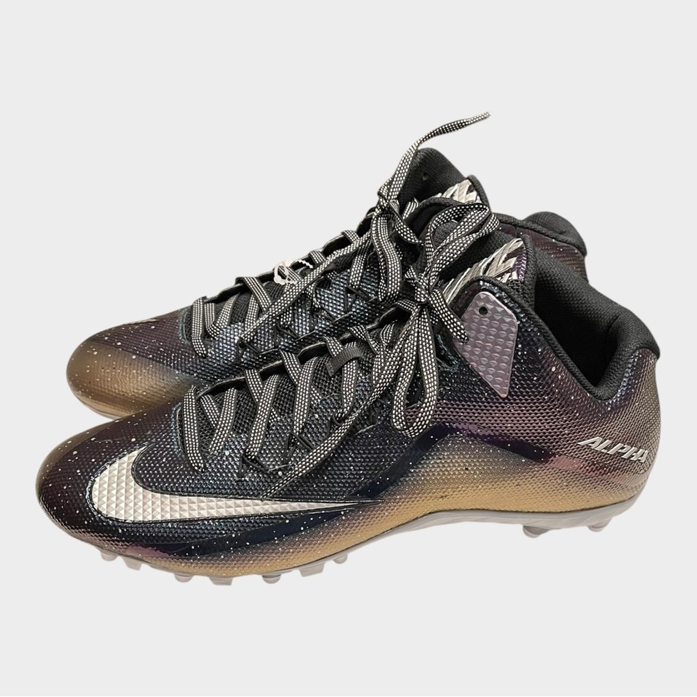 NWOT NIKE Alpha Pro 2 Piranha low football cleats size 16 iridescent